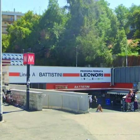 Urban Welcome Metro Battistini Rome Bagian luar foto